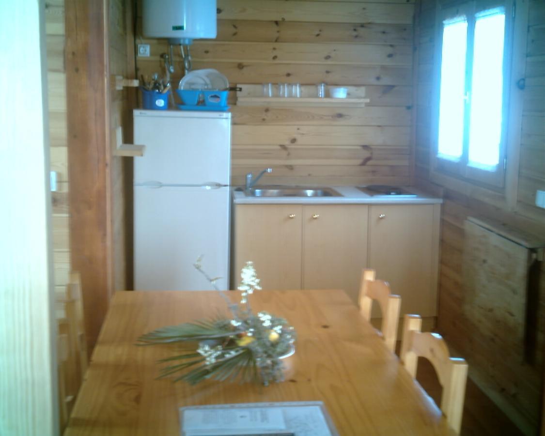 Cabanas Y Bungalows La Falaguera Bárig Esterno foto